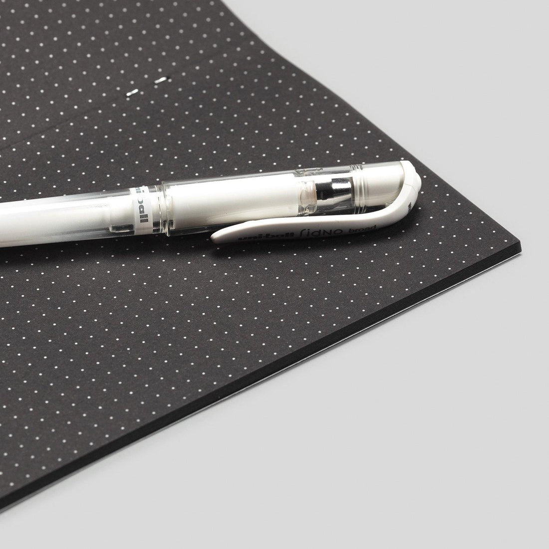 A6 Dotted Notepad With Dotted Black Pages – Dotgrid